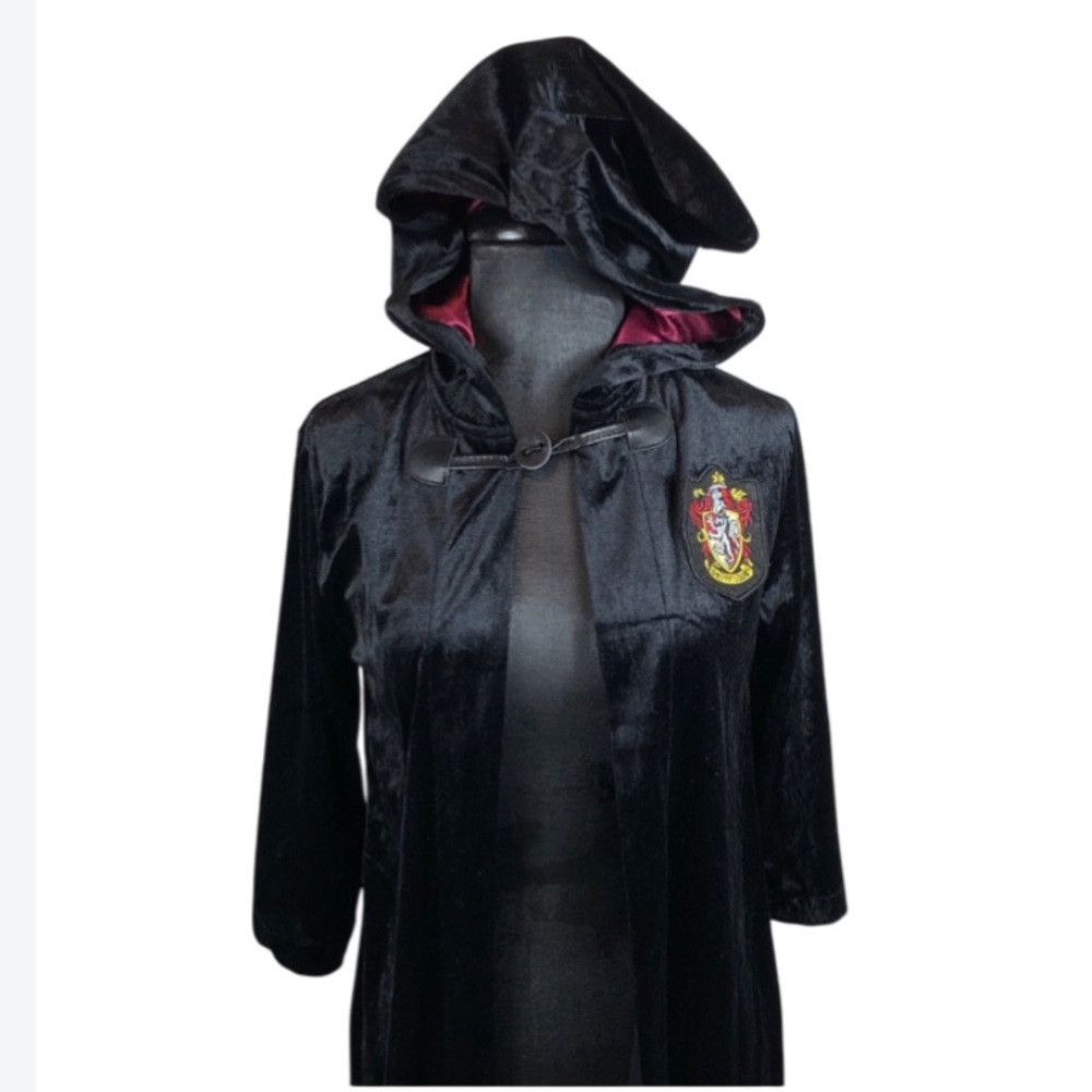 Harry Potter Hogwarts Hooded Robe : Gryffindor Unisex Size Medium